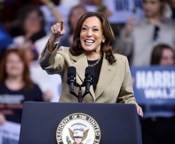 Vice President Kamala Harris speaking to the crowd at a rally in Glendale, Arizona