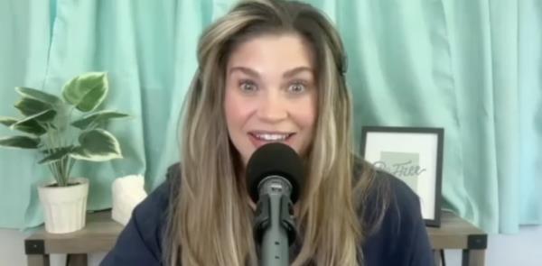 Danielle Fishel on her podcast