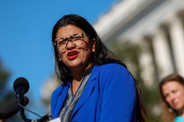 Rep. Rashida Tlaib (D-MI)  speaks at a news co<em></em>nference on the introduction of the 