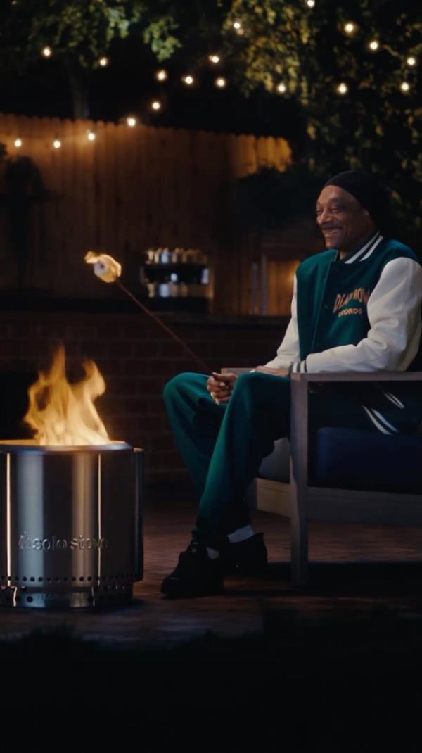 The video, which was posted Monday, has gained nearly 2 million likes and hundreds of comments commending the 