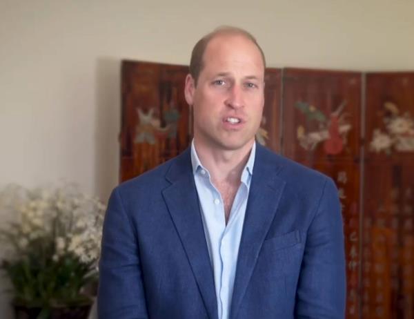 Prince William, Duke of Cambridge, in a suit, at an award ceremony in ho<em></em>nor of mom Princess Diana
