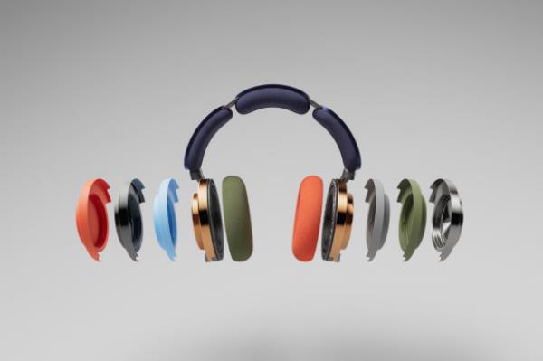 Colour options for the Dyson o<em></em>nTrac headphones.