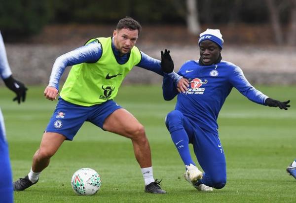 Drinkwater followed N'Golo Kante to Chelsea and the pair could now l<em></em>ink up o<em></em>nce more in Saudi Arabia