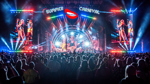 Pink on stage at Optus Stadium, Perth.