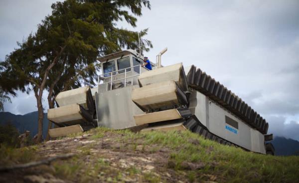 What Happened to the U.S. Marine Corps’ Ultra Heavy-Lift Amphibious Co<em></em>nnector (UHAC)?